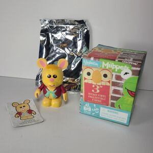 Disney Muppets Vinylmation Bean Bunny Figure Chaser Series 1 with Card 2010